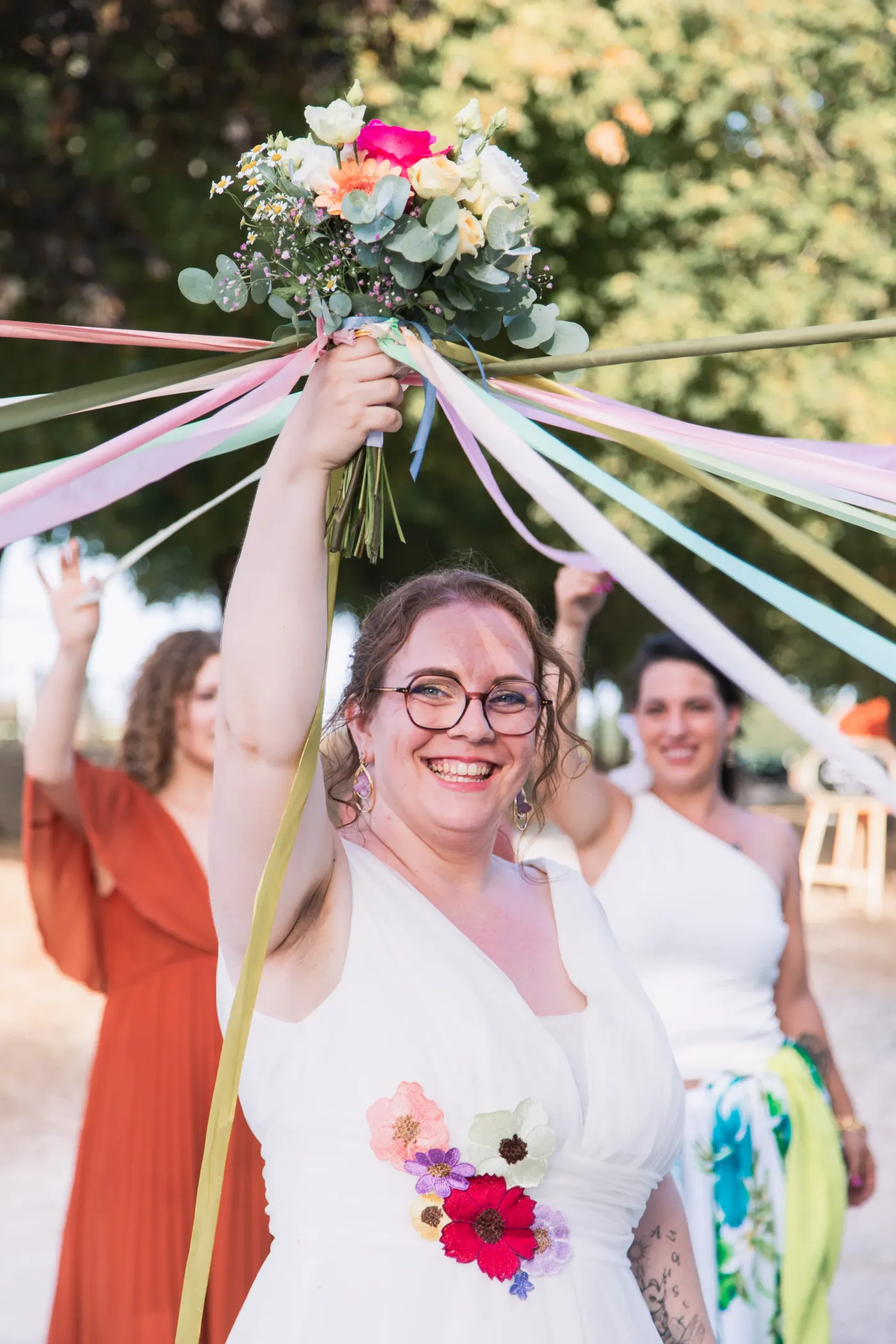 Photo réalisée par Lorrie VALLIER Photographe, lors d'un mariage,  bouquet de la mariée - Photographe en Charente