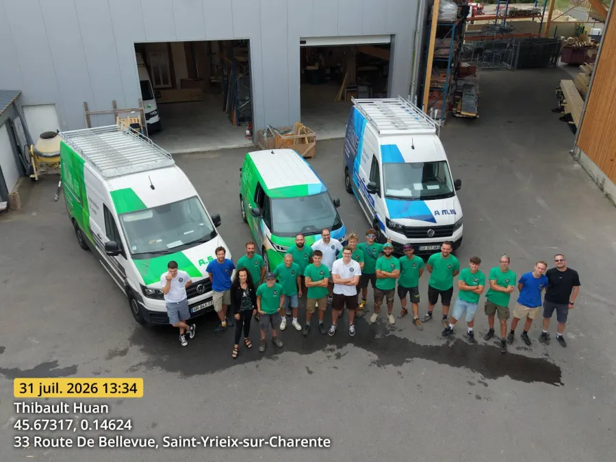 Photo de l'équipe AS / AM 16, menuisier, couvreur, zingueur, agenceur en Charente